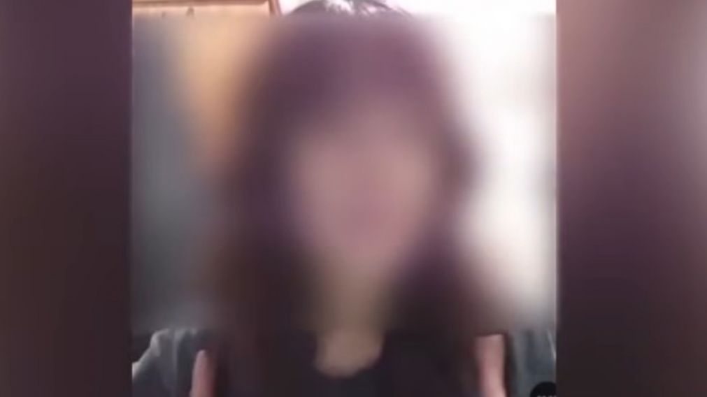 La alumna amenazó a sus compañeros de clases a través de un video.
