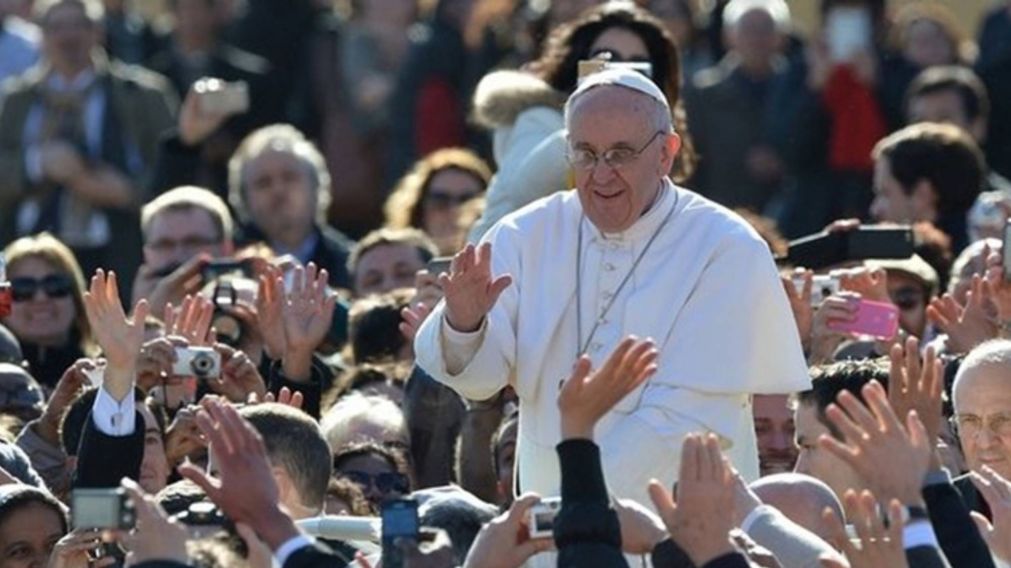 La Iglesia prepara múltiples homenajes por el primer aniversario de la muerte del Papa Francisco.