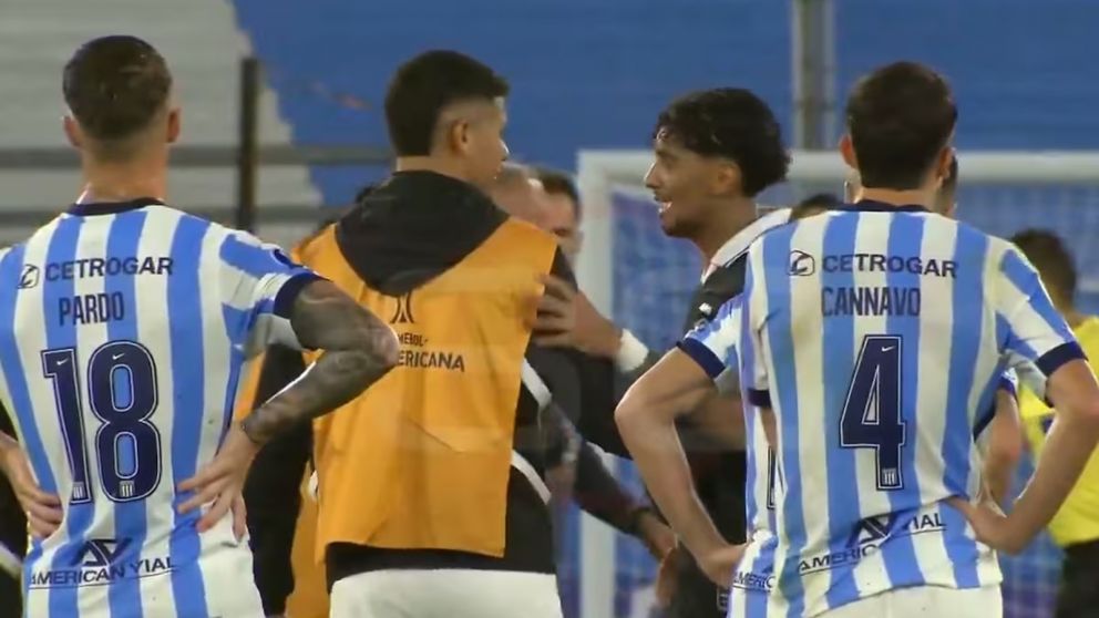 Rojo y Medina se encontraron una vez terminado el partido.