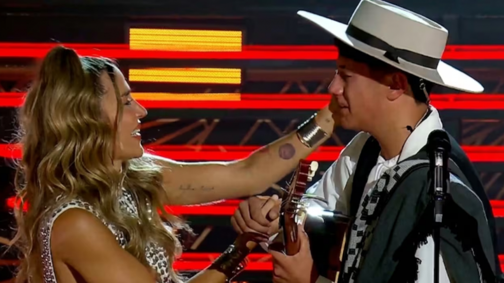"Es mi sueño": Jimena Barón emocionó en vivo y le pagará el viaje de egresados a Jeremías Vespasiano
