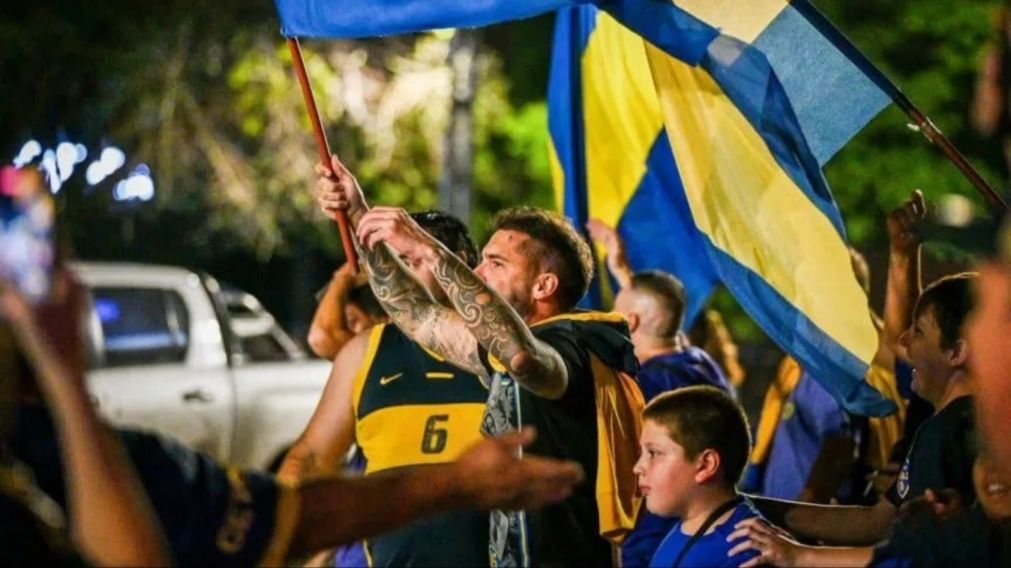 Los hinchas xeneizes se hicieron sentir fuerte en Núñez.