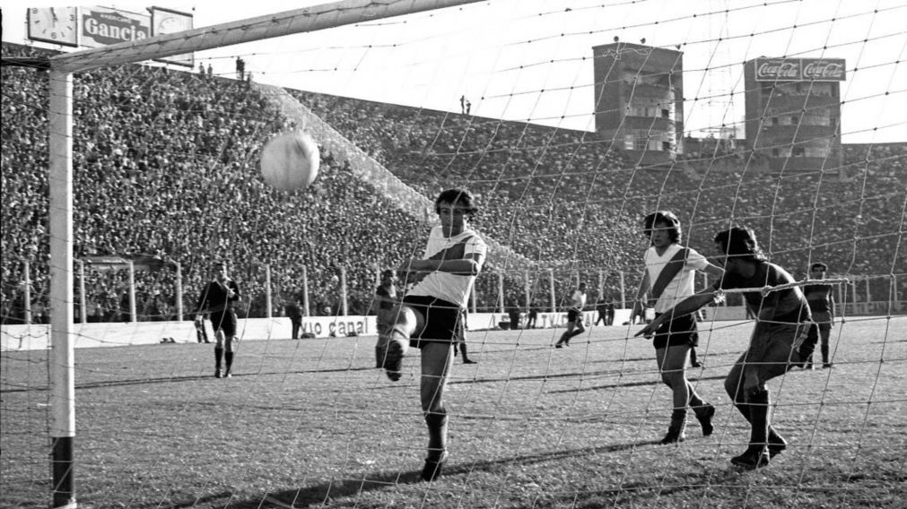 Carlos Morete, que jugó en Boca y en River, dio su veredicto para el Superclásico.