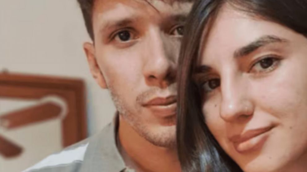 La joven habría sido asesinada por su pareja en Rosario.