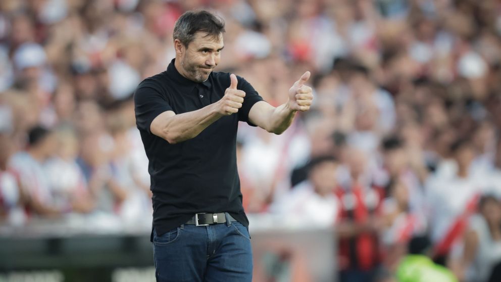 Coudet arrastra una deuda en su carrera como DT que volvió a quedar expuesta ante Boca.