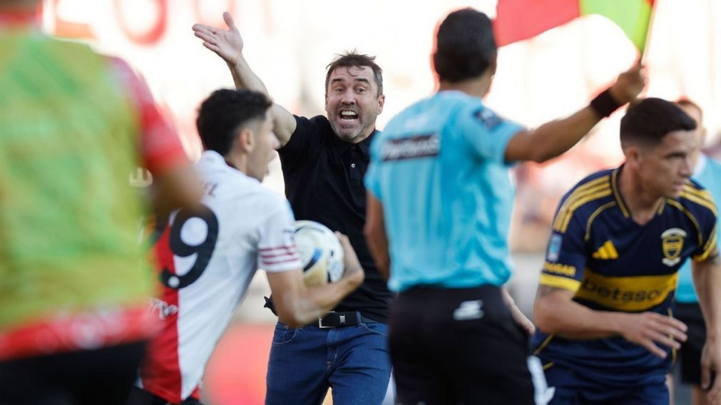 Eduardo Coudet tomó una tajante determinación con el plantel de River tras el Superclásico.