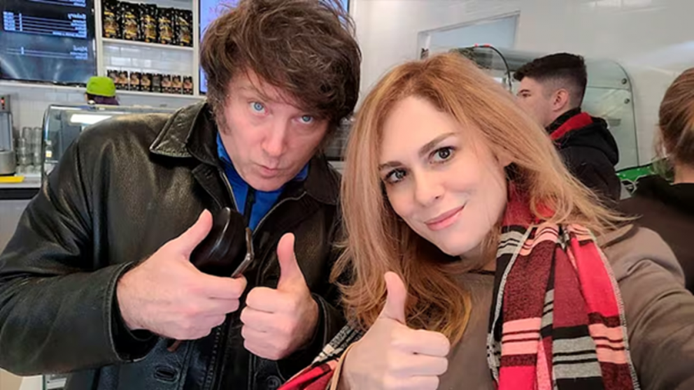 Milei acus� a su bi�grafo de "buscar c�mara" y apoy� a Lilia Lemoine