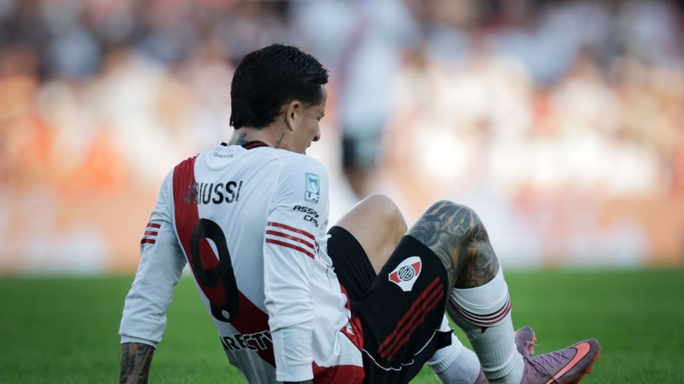 Sebastián Driussi volvió a sufrir una lesión que lo marginará de las canchas durante varios partidos.