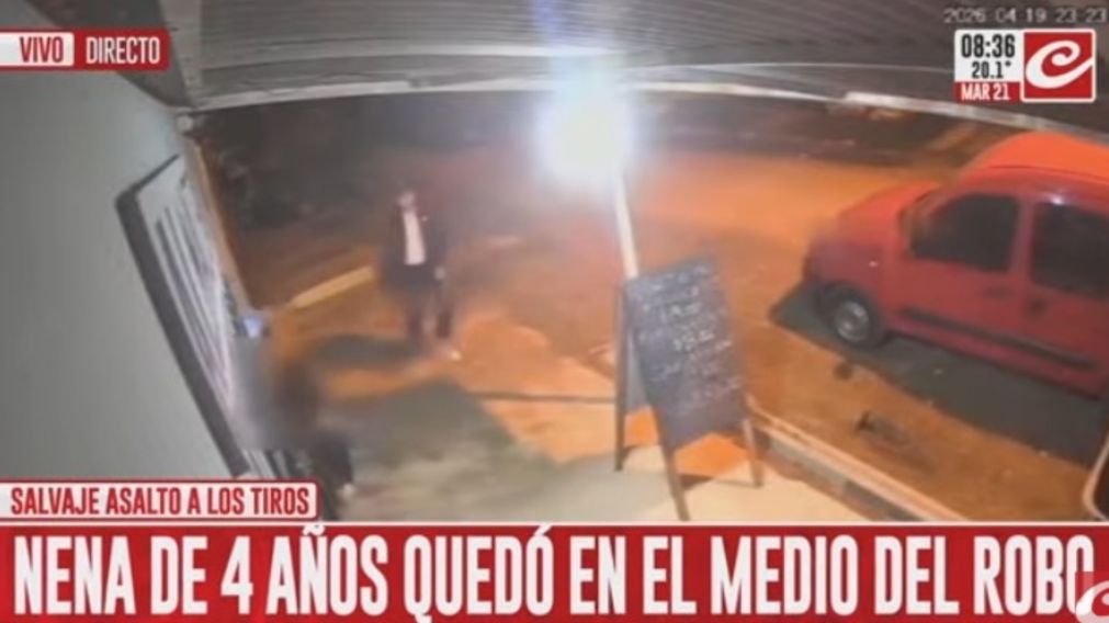 Todo quedó registrado en las cámaras de seguridad del barrio (Captura de TV).