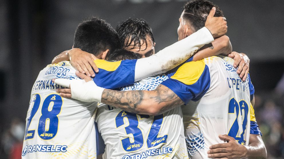 Atención, Rosario Central: uno de sus rivales en la Copa Libertadores se quedó sin DT