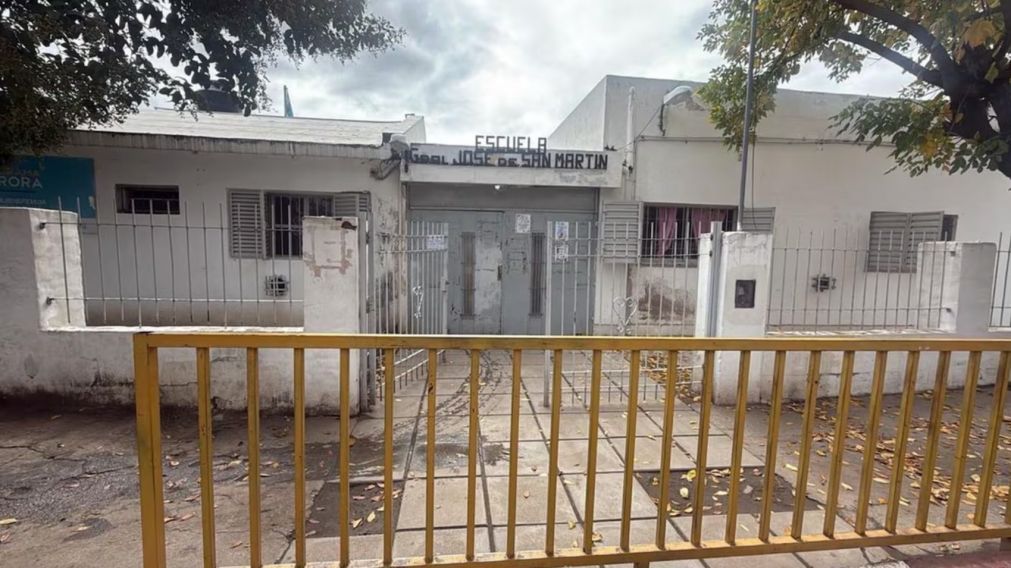 Un nene de 11 años, se descompensó en el recreo y murió en una escuela de Córdoba (Imagen Cadena 3).