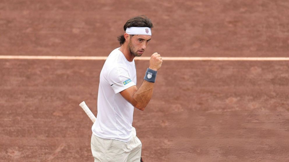 Thiago Tirante avanza a paso firme en el Masters 1000 de Madrid.
