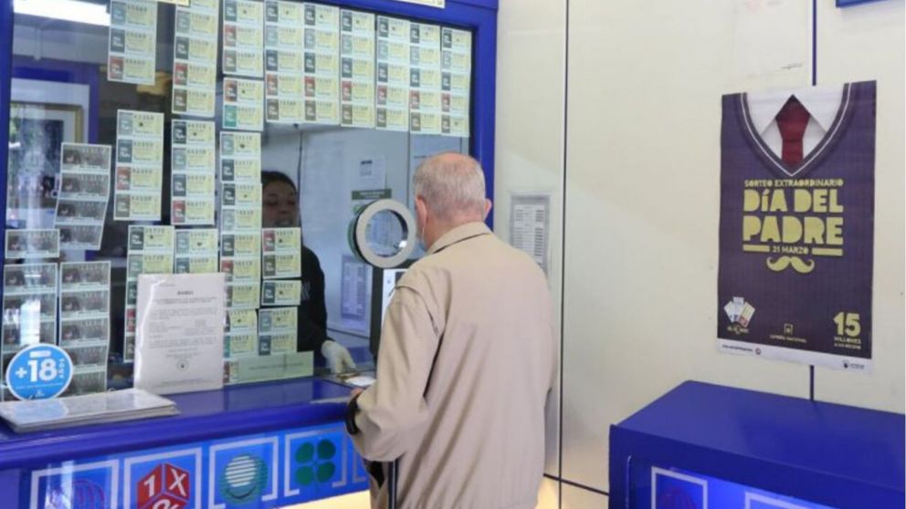 Jug� a la loter�a, pero se olvid� que hab�a guardado el ticket y se enter� meses despu�s de que hab�a ganado (Imagen ilustrativa).