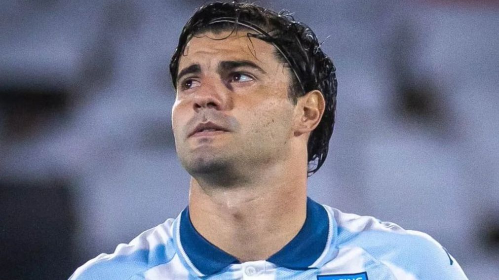 Santiago Sosa no atraviesa un buen momento en Racing y el foco de su malestar est� relacionado a lo contractual.
