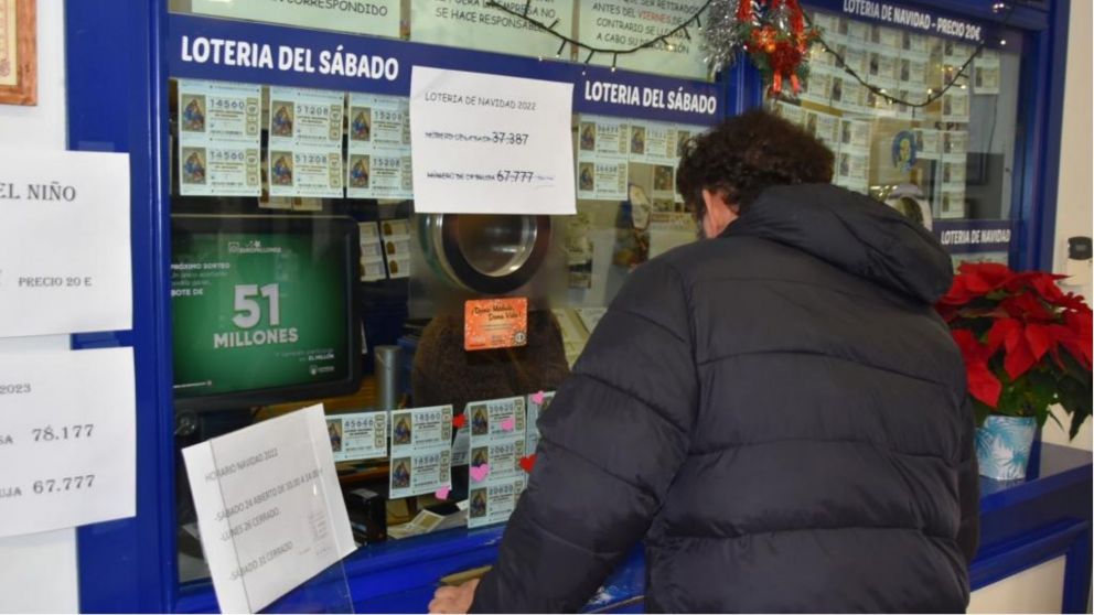 Agenciero recibi� un llamado "a la una de la ma�ana" y la noticia cambi� la vida de todo un pueblo: "Estoy en una nube"