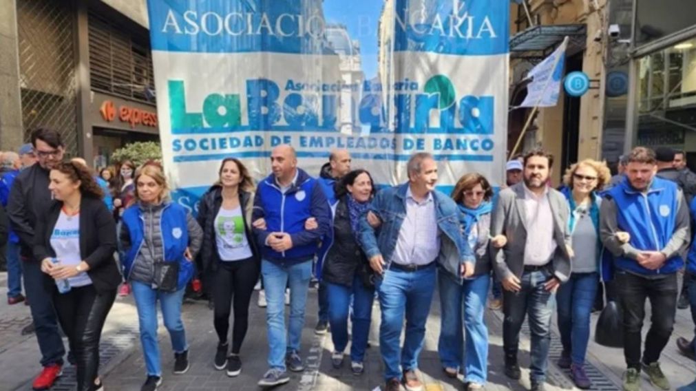 La Bancaria ratifica un paro en los tesoros del Banco Central para este lunes.