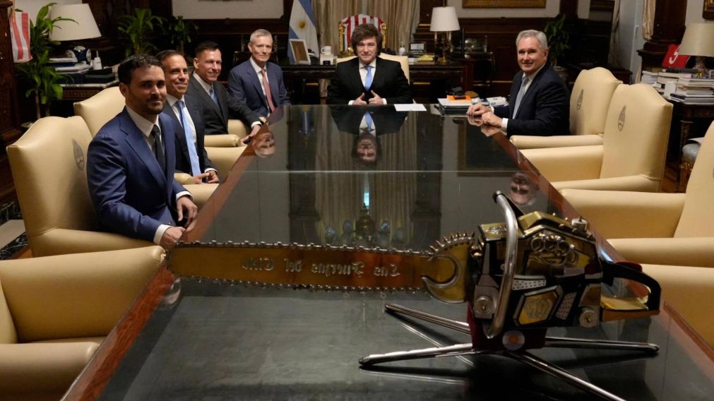 Javier Milei recibió al empresario Peter Thiel para analizar inversiones tecnológicas.