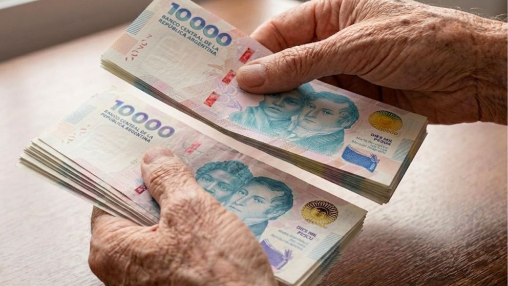 Los jubilados de la m�xima recibir�n un nuevo aumento en mayo.