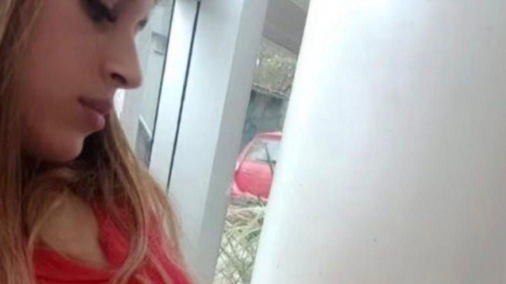 Denunció que dos mujeres la drogaron cuando esperaba el colectivo.