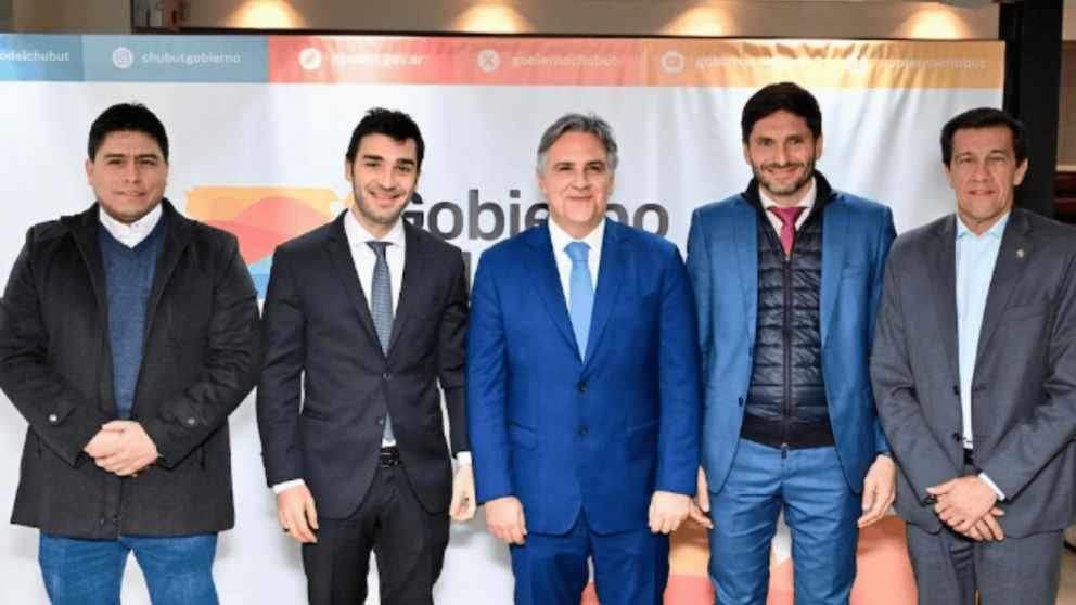 Cinco gobernadores armaron alianza electoral.