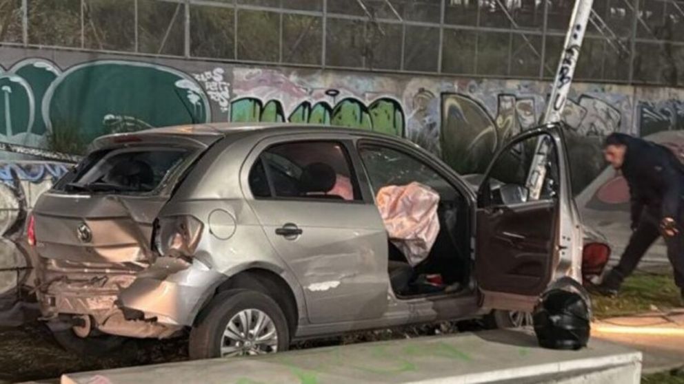 El delincuente herido result� ser un polic�a (X).
