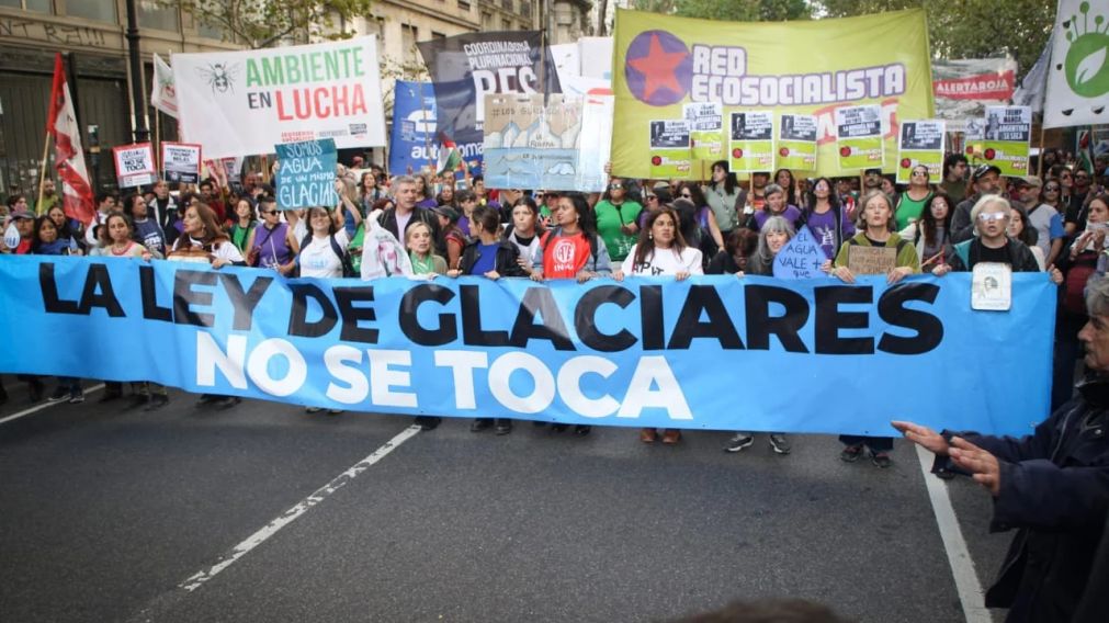 Los gremios de docentes decidieron trasladar el reclamo a las calles.