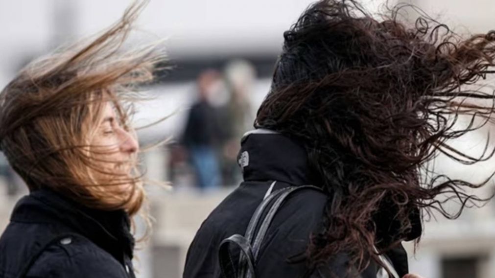 Alerta naranja y amarilla por vientos intensos en Buenos Aires y otras ocho provincias.