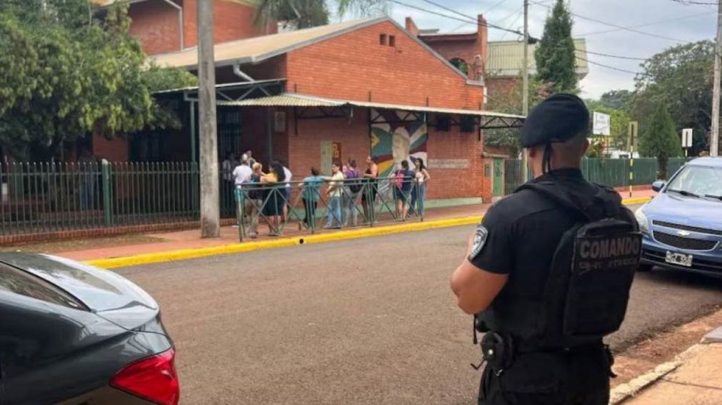 Alumno amenazó con dispararle a la directora del colegio al que asiste (Imagen ilustrativa).
