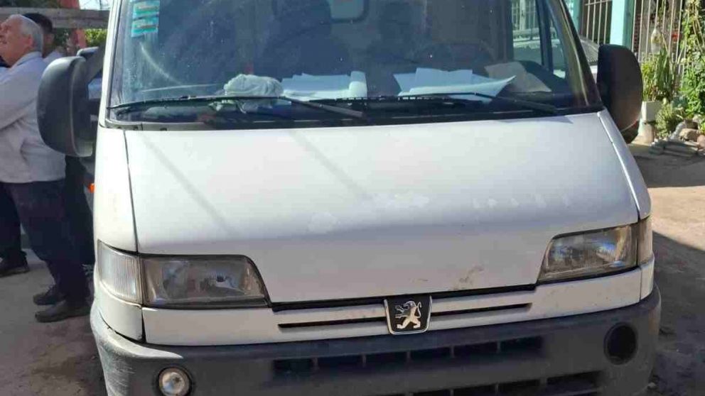 Cayó pirata del asfalto tras feroz robo en Bernal: lo atraparon con armas y autos robados