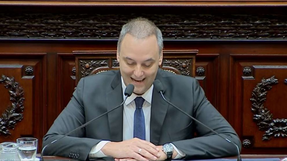 Adorni repas� los logros que dej� el ajuste fiscal del Gobierno y se defendi� de las cr�ticas sobre su patrimonio.