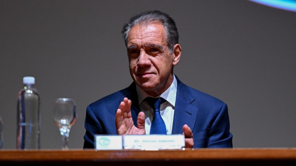 Daniel Hadad, distinguido como Doctor Honoris Causa por su impacto en la transformaci�n del periodismo en espa�ol