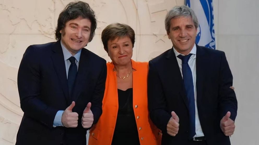 Argentina se apoyó en el Tesoro de Estados Unidos para cancelar intereses con el FMI.