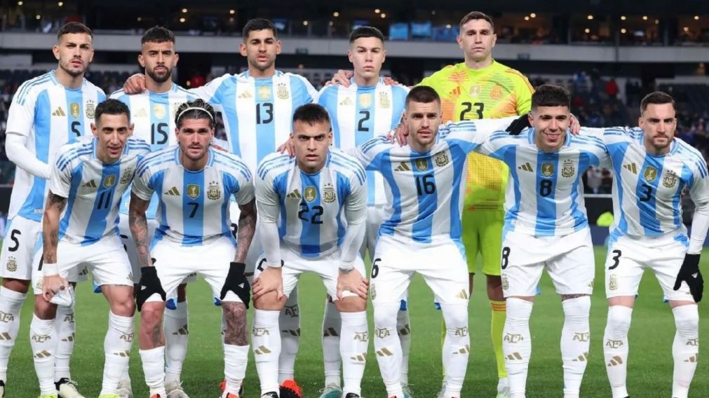 Revelan que un futbolista de la Selección Argentina será papá de su primer hijo: de quién se trata.