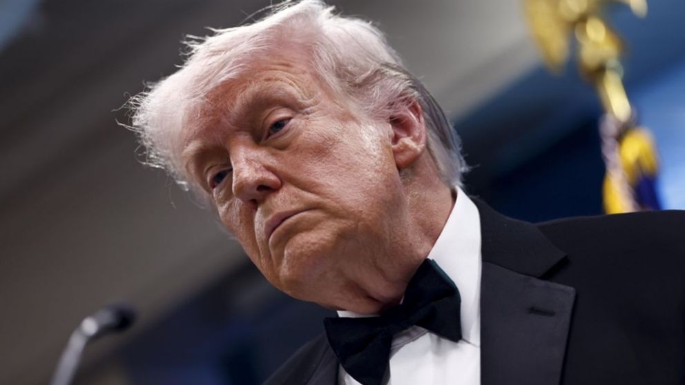 Trump se�al� que estudia el retiro de las fuerzas militares apostadas en Espa�a e Italia. 
