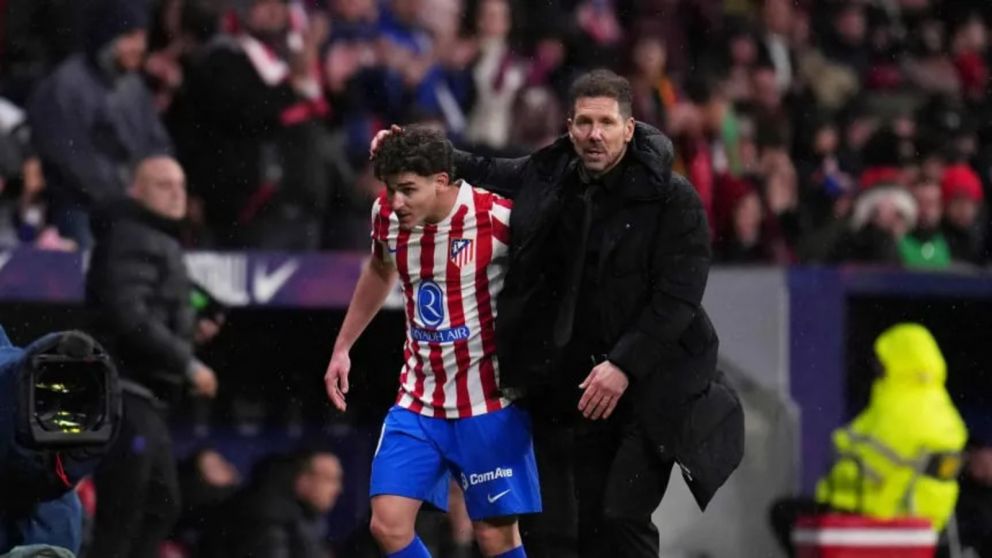 Simeone espera contar con Julián Álvarez para el partido de vuelta ante Arsenal.