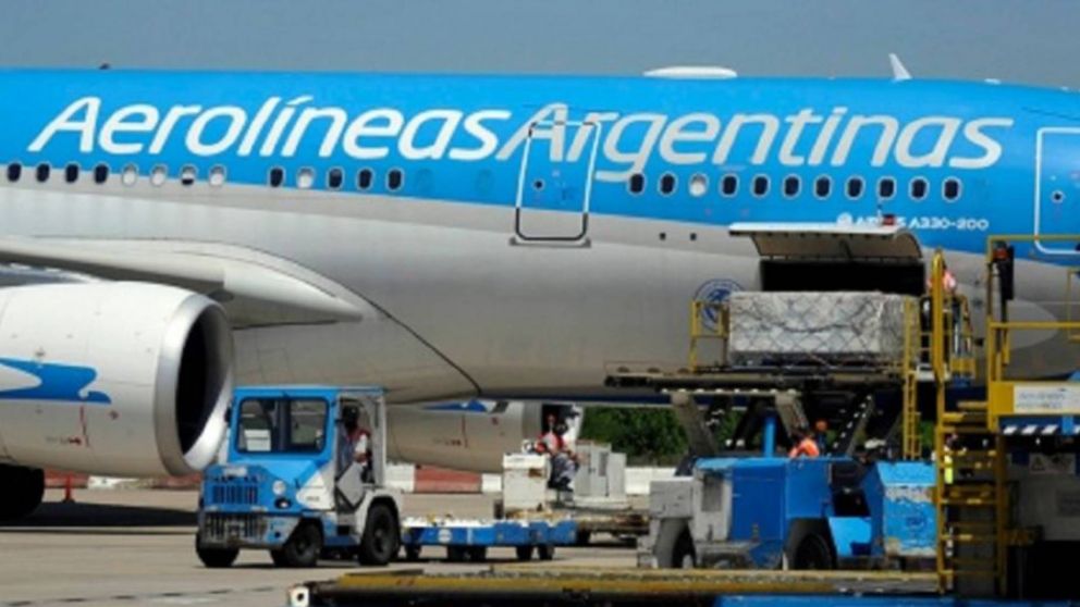 El fondo Titan Consortium busca embargar activos de Argentina por la deuda de Aerol�neas.