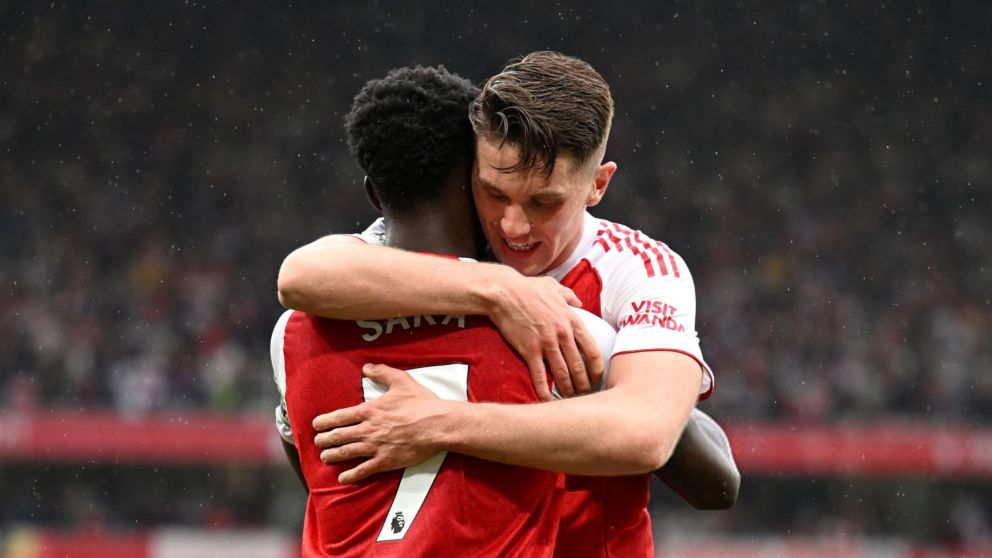 Arsenal goleó al Fulham por la Premier League.