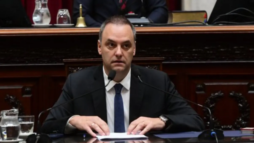 El juez Ariel Lijo recibió el expediente de la sucesión del padre de Manuel Adorni.