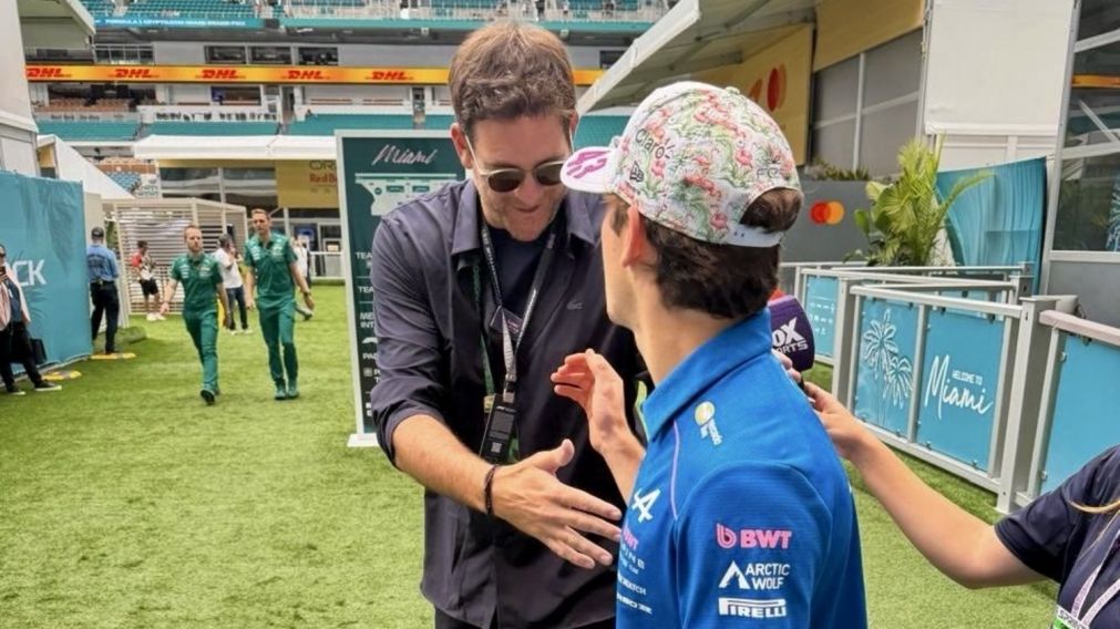 El tenista tandilense Juan Mart�n Del Potro fue otra de las visitas de lujo que tuvo Franco Colapinto en la previa del Gran Premio de Miami.
