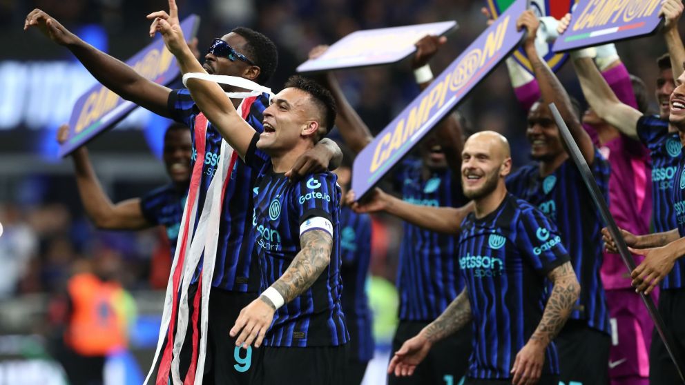 El Toro est� de fiesta. Lautaro Mart�nez celebr� el vig�simo primer Scudetto del Inter y el tercero de su cuenta personal.