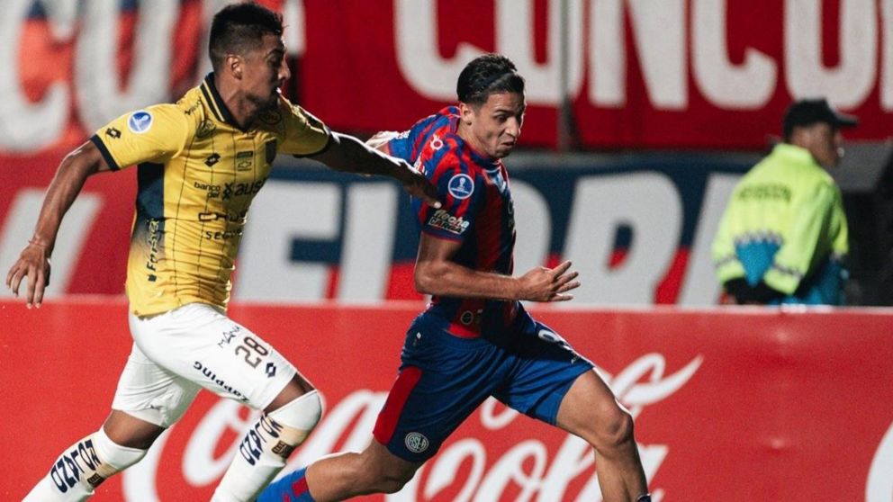 Deportivo Cuenca y San Lorenzo se juegan su futuro en la Copa Sudamericana.