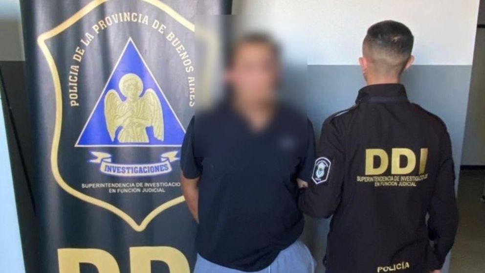 Lo buscaban por el crimen a balazos de un presunto dealer y lo detuvieron intentando escapar por los techos