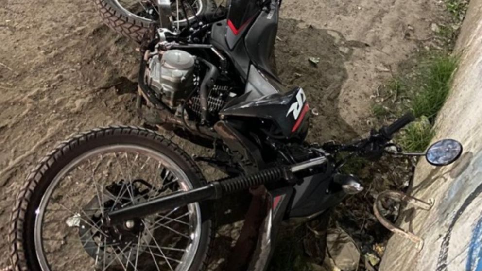 Apresaron a un motochorro tras una persecuci�n de 15 cuadras: ven�a de asaltar a un muchacho.