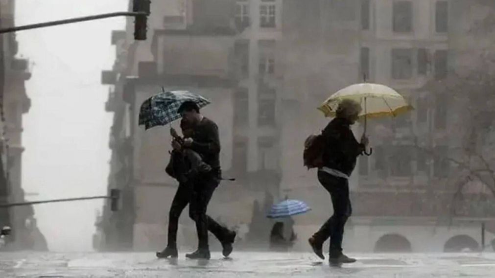 Clima: hay alerta naranja y amarilla por tormentas, fuertes lluvias y nevadas en varias provincias (Imagen ilustrativa).