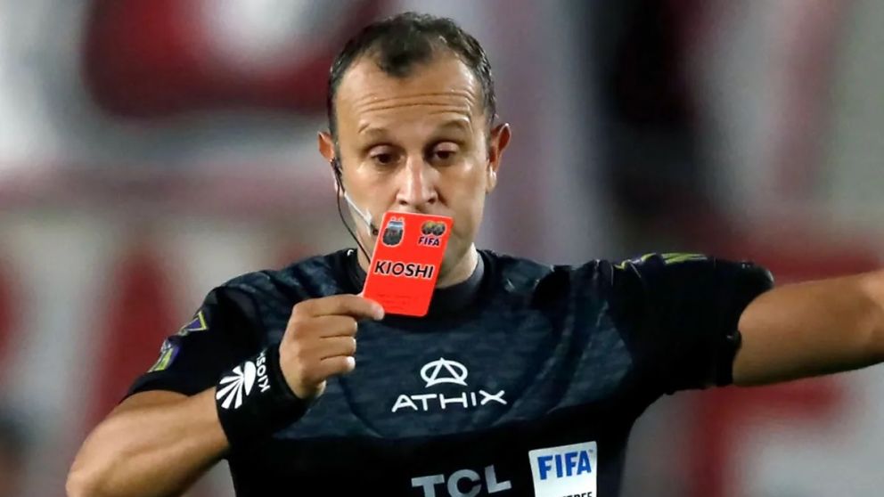 Al neuquino Herrera, que no tuvo una equilibrada labor en Barracas vs. Banfield, igualmente lo designaron en un partido importante.