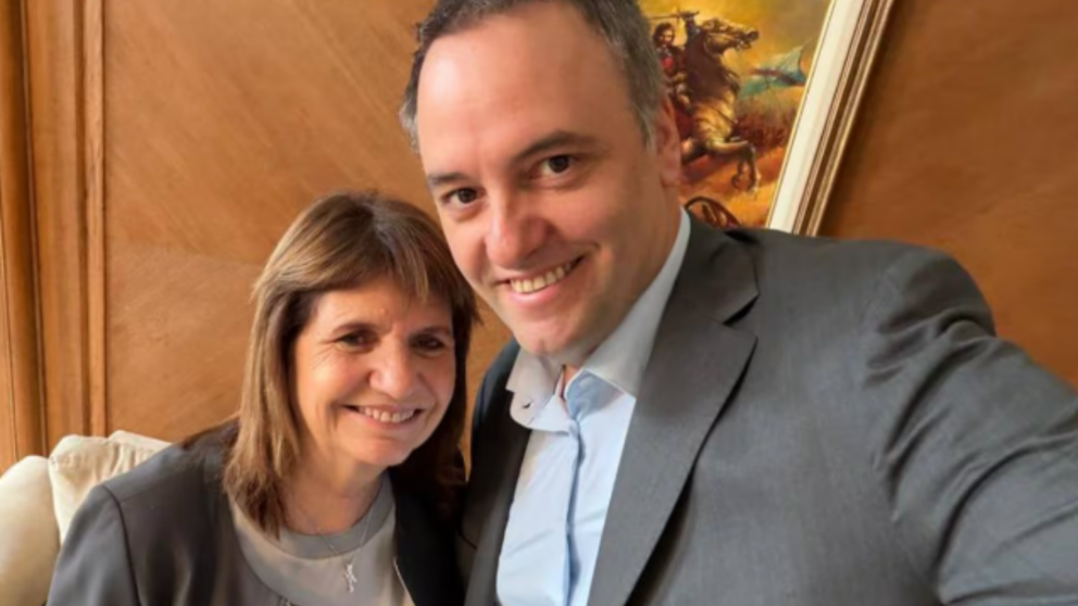 Patricia Bullrich le exigió a Adorni que presente su declaración jurada "de inmediato"
