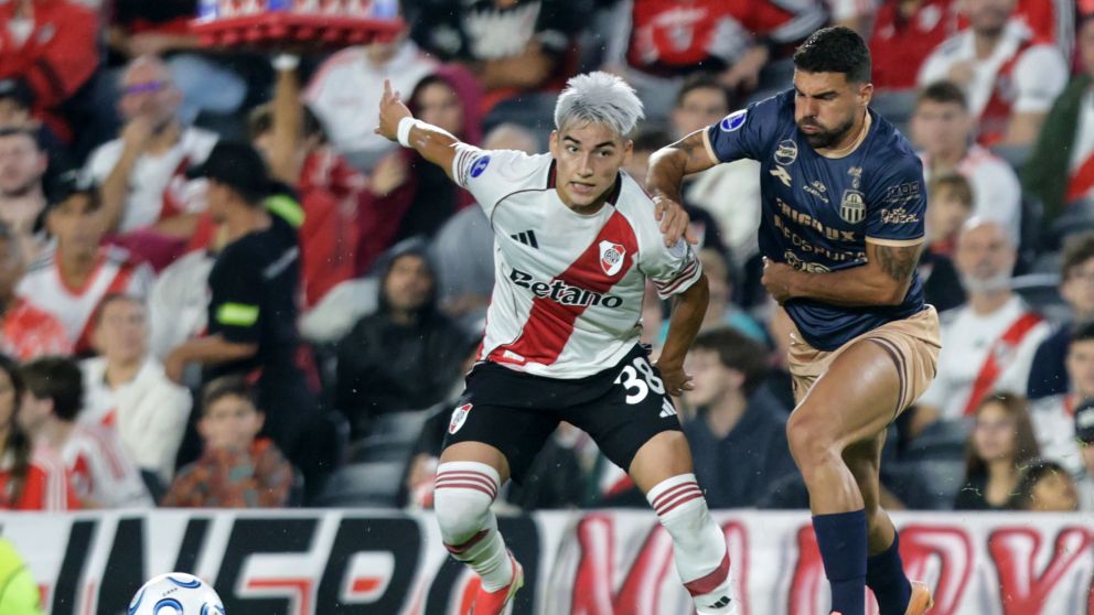 River va por una victoria que le puede asegurar la clasificaci�n a octavos de final. 