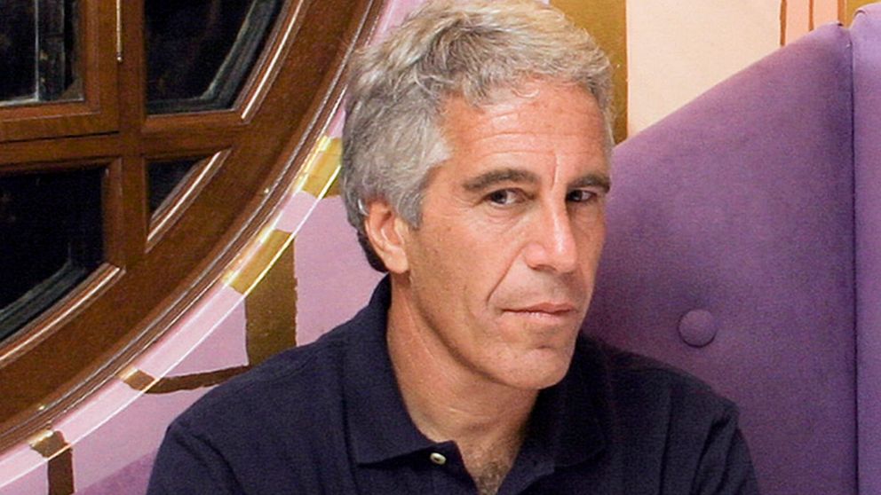 El empresario Jeffrey Epstein murió en la prisión en agosto de 2019 (Archivo).