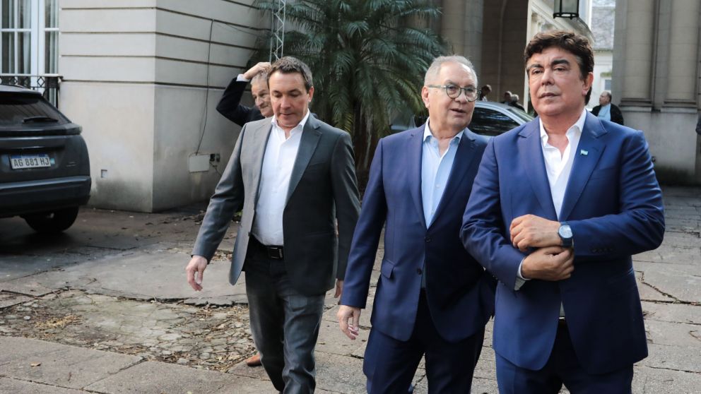Fernando Espinoza: "Vamos a generar una agenda de trabajo a nivel regional, con mesas de diálogo en toda la Argentina"