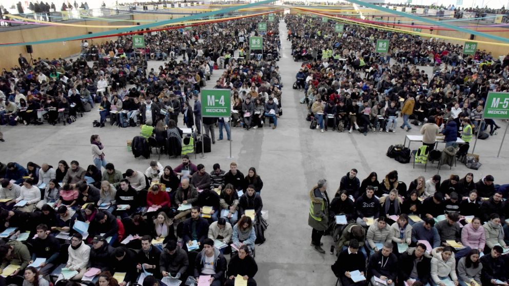 El Gobierno oficializó el nuevo examen de residencias médicas.