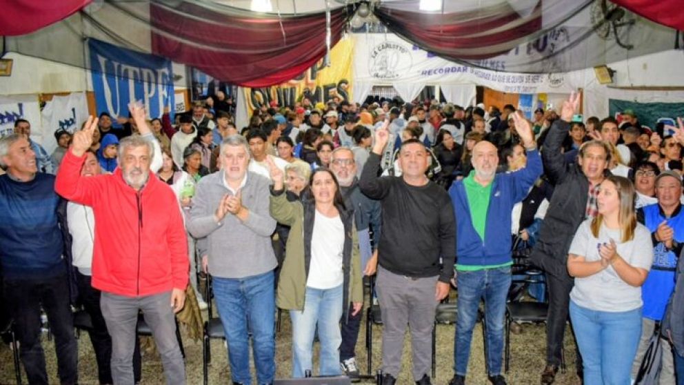Acto en Bernal Oeste a 107 años del nacimiento de Evita